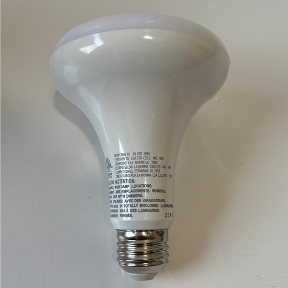 Amazon Basics Smart BR30 LED Light Bulb - Picture 8 of 11
